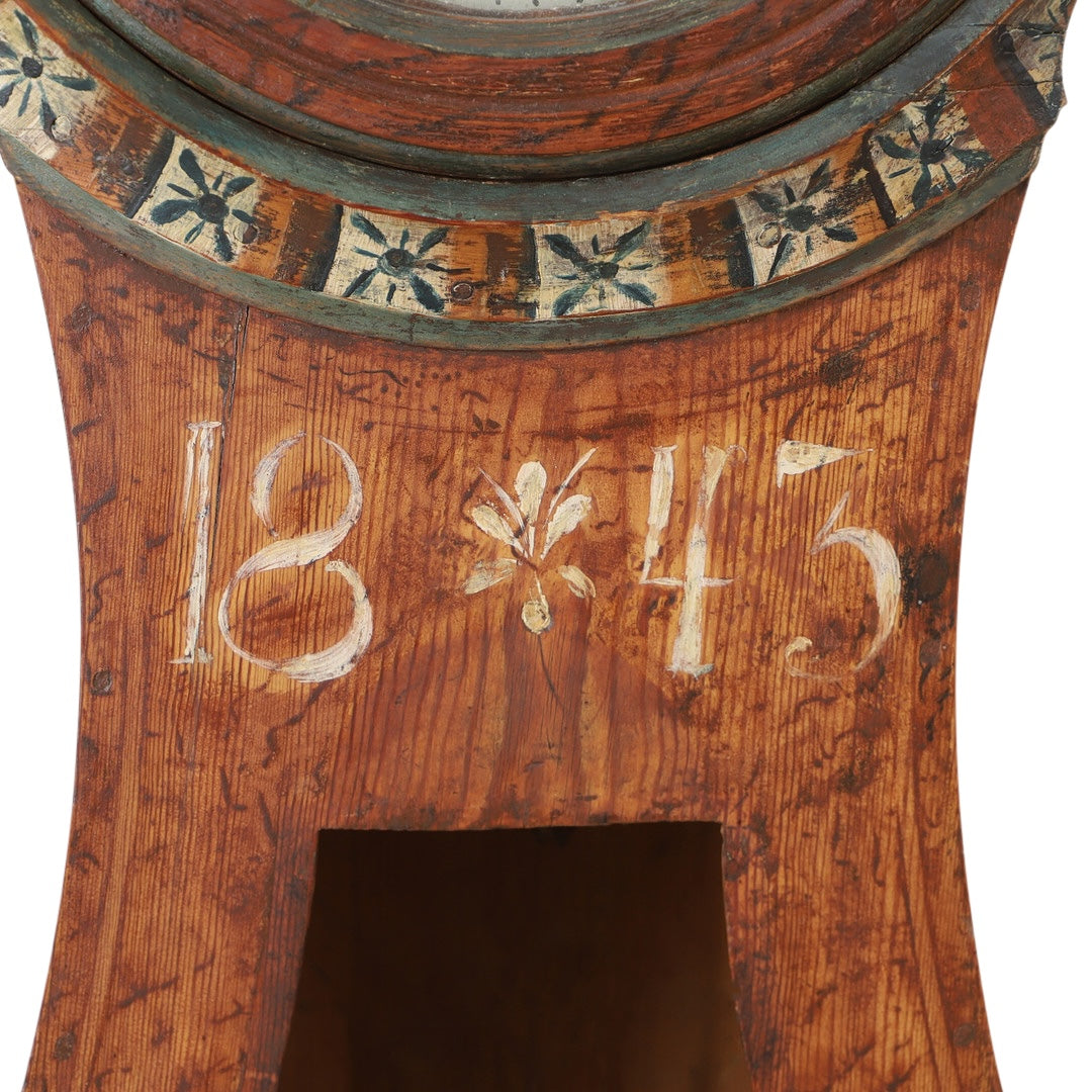 Mora Clock 06